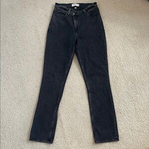 Abercrombie & Fitch Curve Love Ultra High Rise 90s Slim Straight Jean - size 2